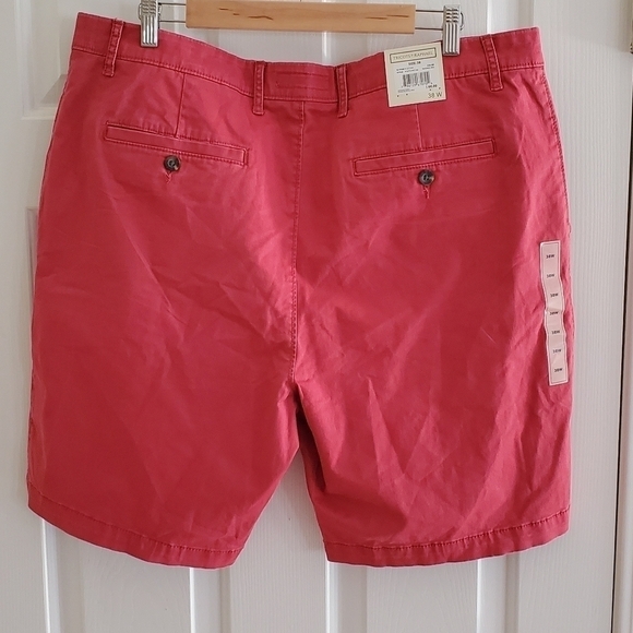 NWT Tricots St Raphael Chino Shorts color: Washed Red Size 38W - Picture 2 of 8